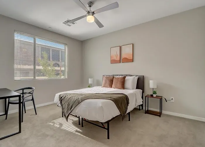 Paradise Cozysuites Under The Palms W Jacuzzi 19 Phoenix