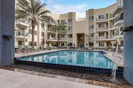 Apartment Paradise Cozysuites Under The Palms W Jacuzzi 19 Phoenix